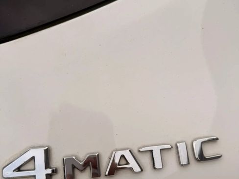 Used 2018 Mercedes-Benz GLC 300 4MATIC image 7