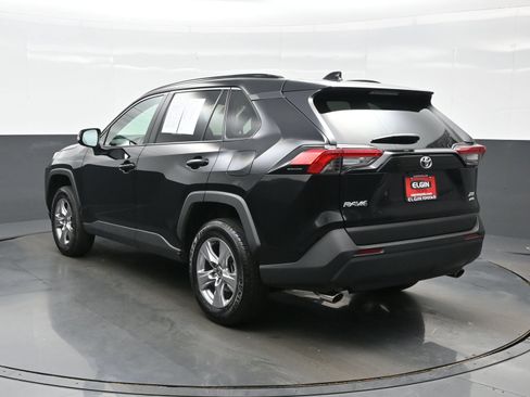 Used 2025 Toyota RAV4 XLE AWD/4WD image 4