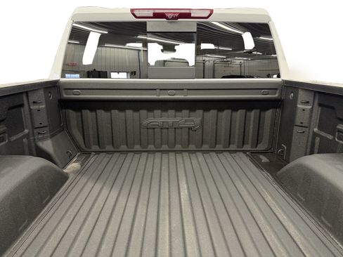 Used 2024 GMC Sierra 1500 AT4 w/ Technology Package AWD/4WD image 31