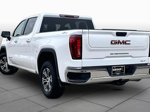 Used 2025 GMC Sierra 1500 SLT AWD/4WD image 12