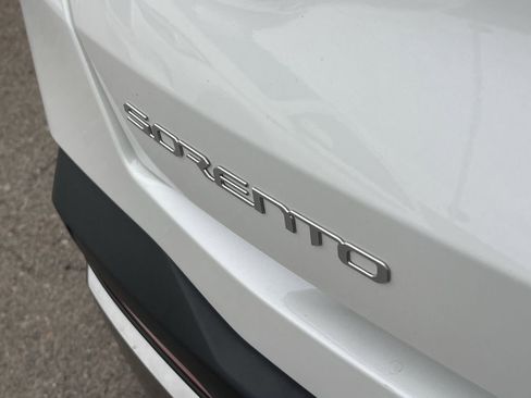 Used 2026 Kia Sorento EX w/ EX Premium Package image 5