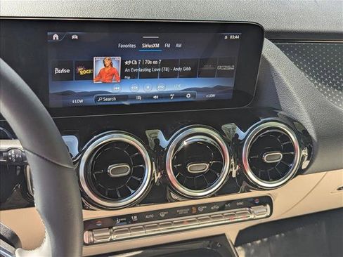 Used 2026 Mercedes-Benz GLA 250 image 14