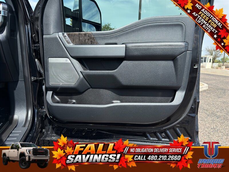 Used 2024 Ford F250 Lariat w/ Lariat Ultimate Package AWD/4WD image 32