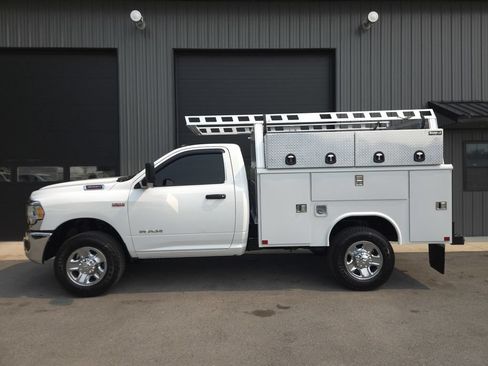 Used 2022 RAM 3500 Tradesman AWD/4WD image 1