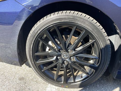 Used 2022 Toyota Camry XSE image 10