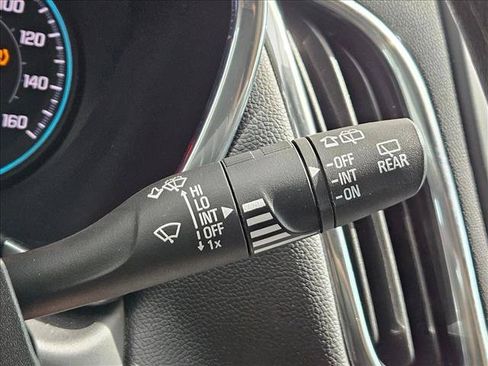 Used 2020 Chevrolet Equinox LT w/ LPO, Floor Liner Package FWD image 21