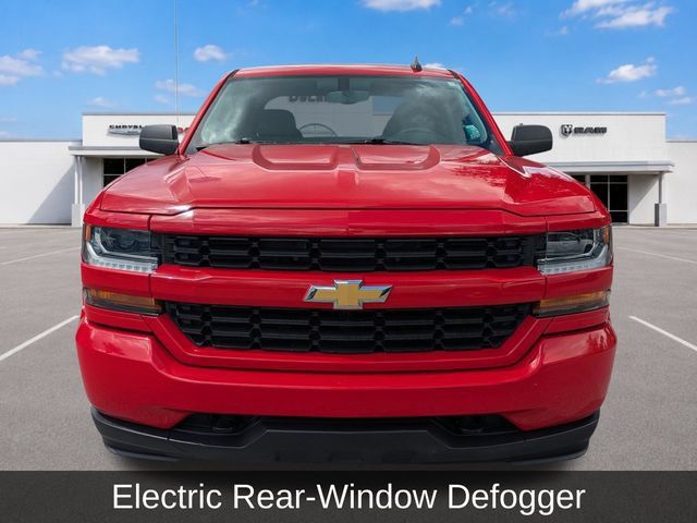 Used 2018 Chevrolet Silverado 1500 Custom w/ Custom Value Package AWD/4WD image 11