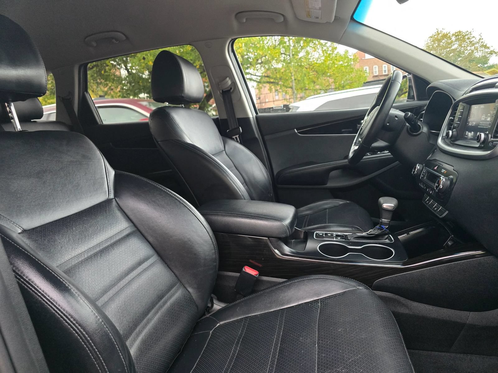 Used 2019 Kia Sorento EX AWD/4WD image 16
