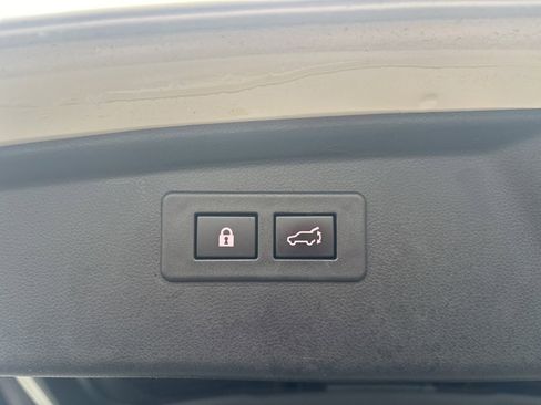 Certified 2022 Subaru Outback Touring image 28