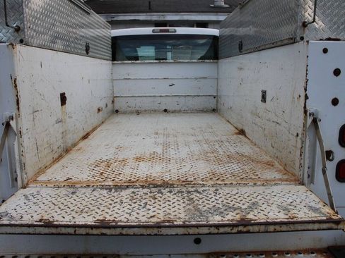Used 2012 Ford F250 XL RWD image 23
