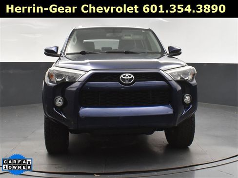 Used 2017 Toyota 4Runner SR5 Premium image 10