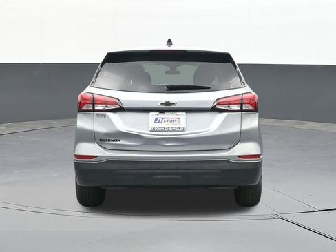 Used 2024 Chevrolet Equinox LS w/ LS Convenience Package image 12