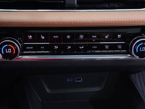 New 2026 Chevrolet Equinox ACTIV w/ Convenience Package III image 29