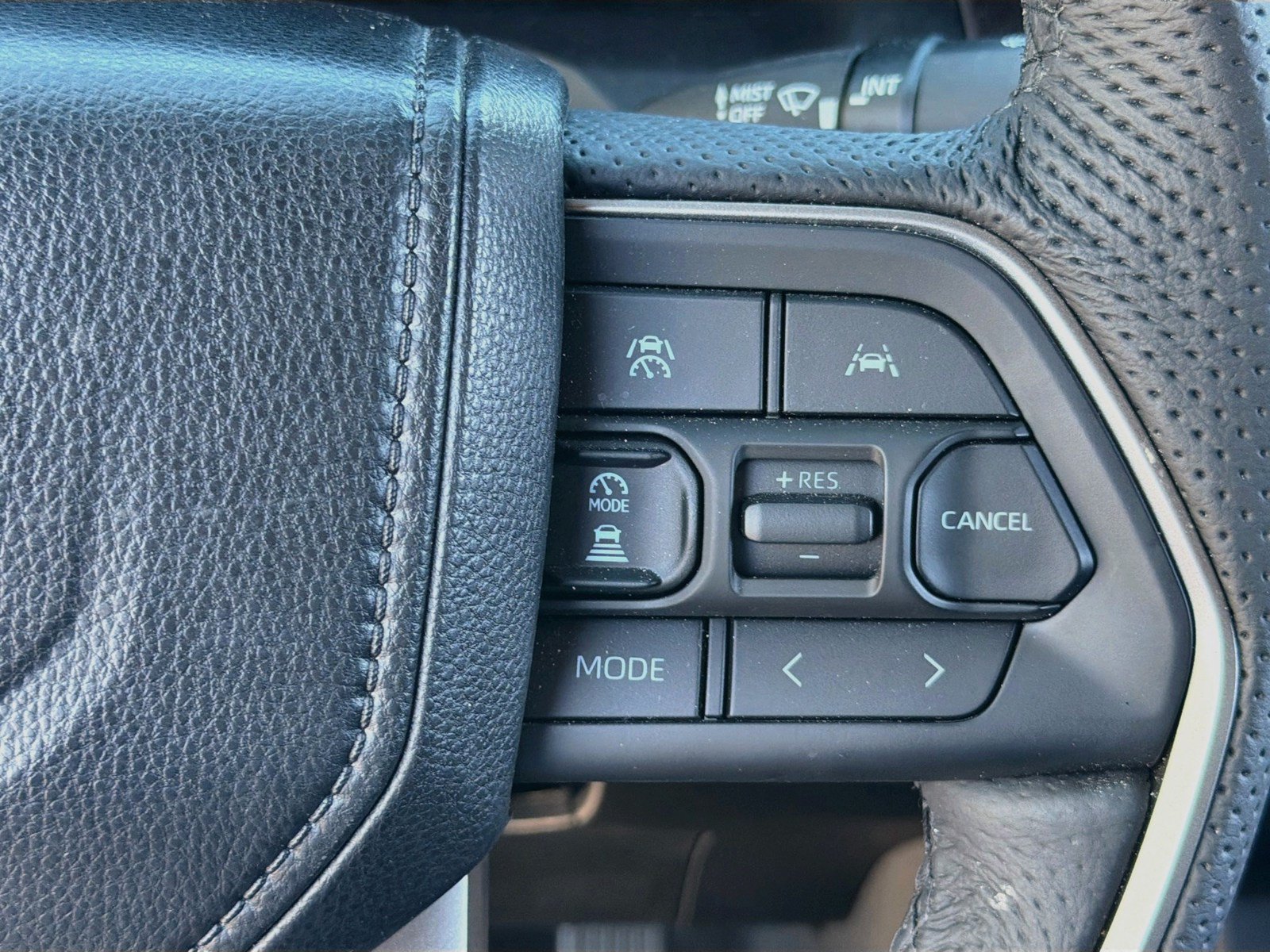 Used 2025 Toyota Tacoma SR5 RWD image 16
