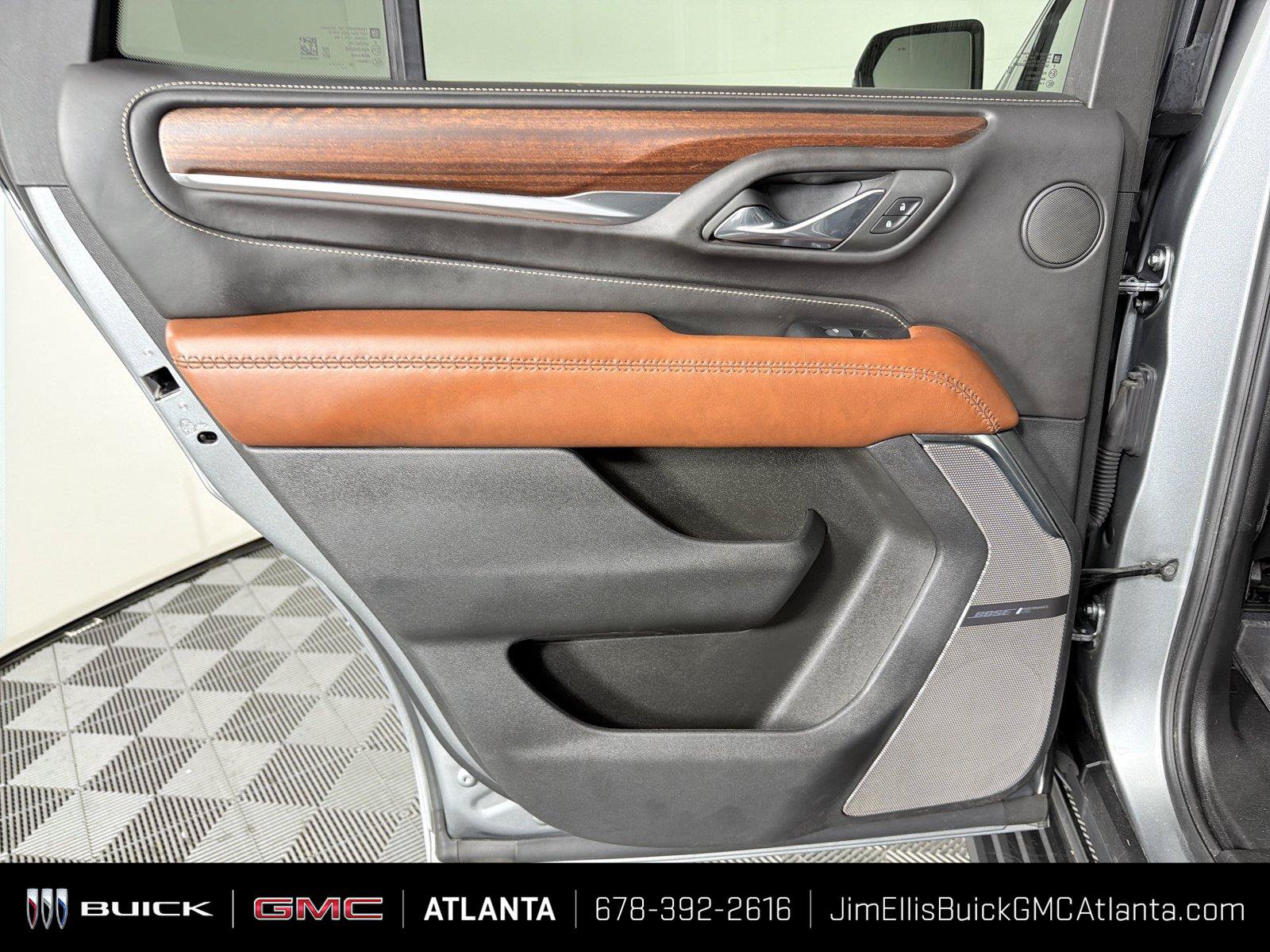 Used 2024 GMC Yukon Denali Ultimate AWD/4WD image 22