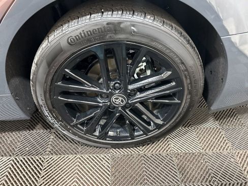 Used 2025 Toyota Camry SE w/ Convenience Package AWD/4WD image 31