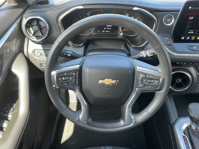 Used 2023 Chevrolet Blazer LT FWD image 15