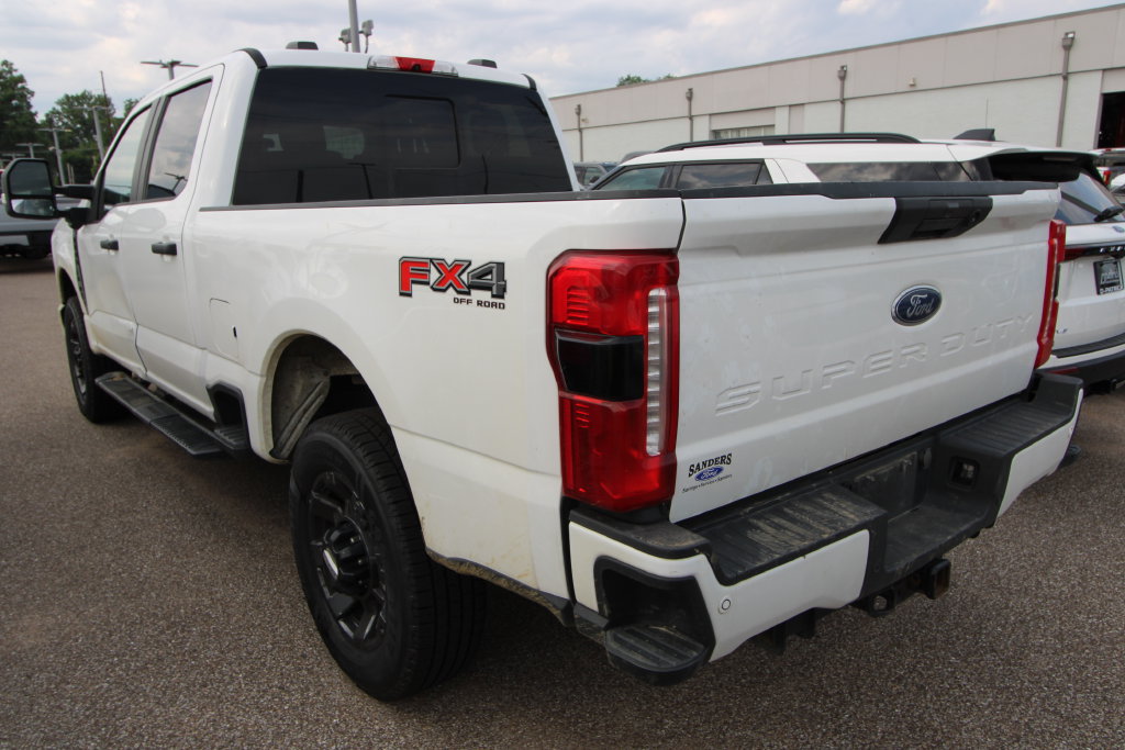 Used 2024 Ford F250 XL w/ STX Appearance Package AWD/4WD image 6