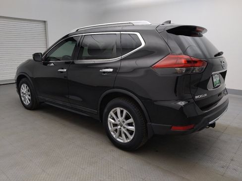 Used 2018 Nissan Rogue SV FWD image 3