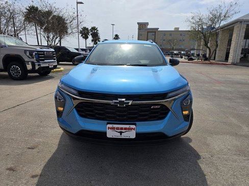 New 2026 Chevrolet Trax RS image 2