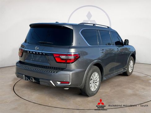 Used 2023 Nissan Armada SV image 3
