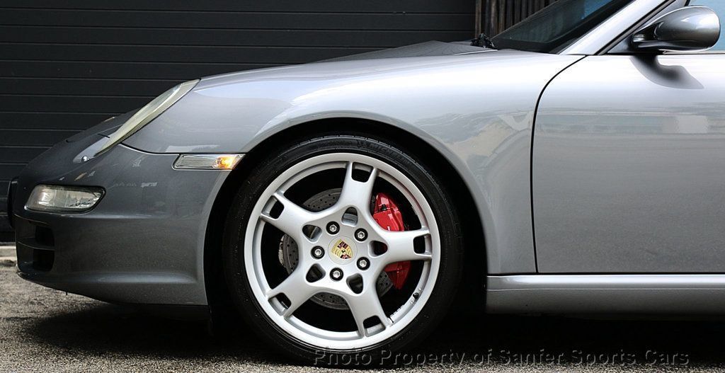 Used 2005 Porsche 911 Carrera S RWD image 15