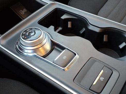 Certified 2022 Ford Edge SE w/ Black Appearance Package image 19