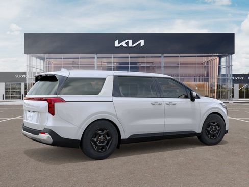 New 2027 Kia Carnival LX FWD image 6