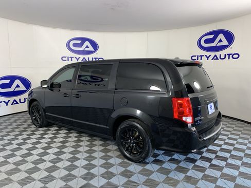 Used 2020 Dodge Grand Caravan GT FWD image 5