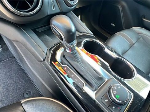 Used 2022 Chevrolet Blazer Premier w/ Enhanced Convenience Package image 24