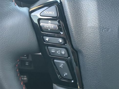 Used 2025 Nissan Frontier PRO-4X w/ Pro Premium Package image 27