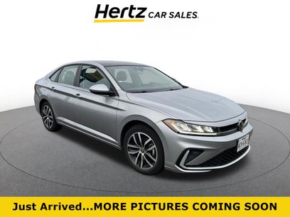 Used 2025 Volkswagen Jetta SE
