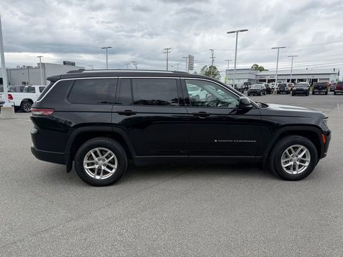 Used 2023 Jeep Grand Cherokee L Laredo w/ Luxury Tech Group I AWD/4WD image 6