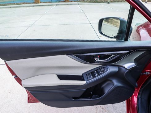 Used 2018 Subaru Impreza 2.0i Limited image 33