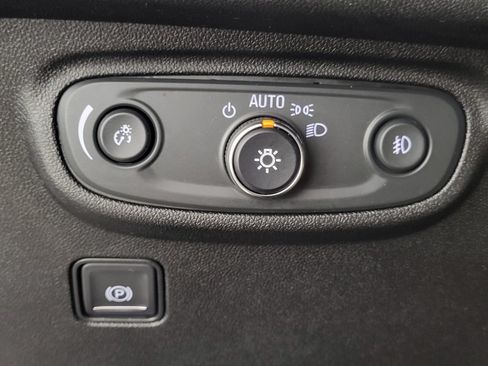 Used 2019 GMC Terrain SLT AWD/4WD image 24