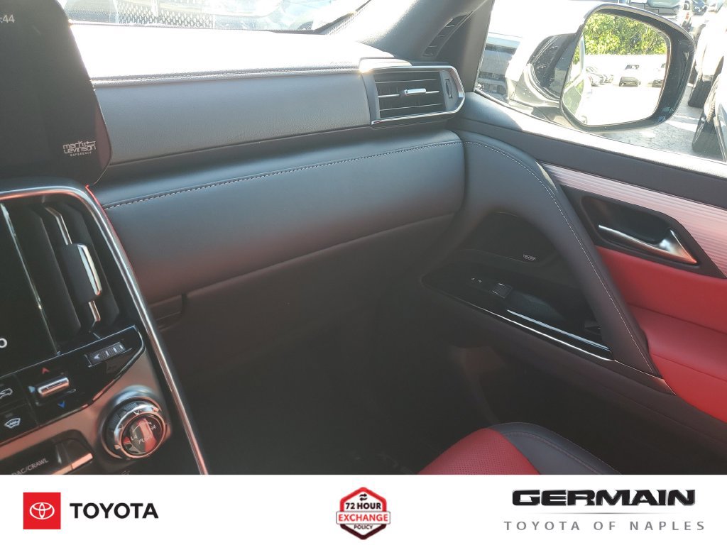 Used 2024 Lexus LX 600 F Sport AWD/4WD image 36