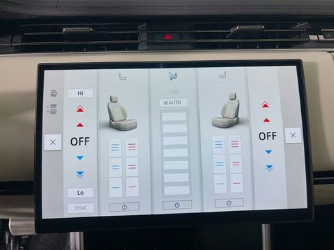 New 2026 Land Rover Range Rover Long Wheelbase SE image 17