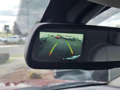 Used 2017 RAM 1500 Express AWD/4WD image 19