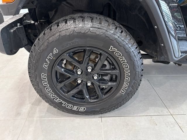Used 2022 Jeep Gladiator Sport AWD/4WD image 13
