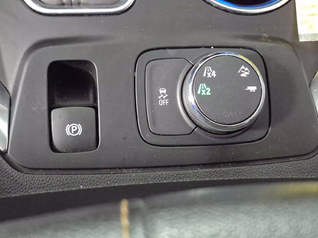 Used 2020 Chevrolet Traverse LT AWD/4WD image 19