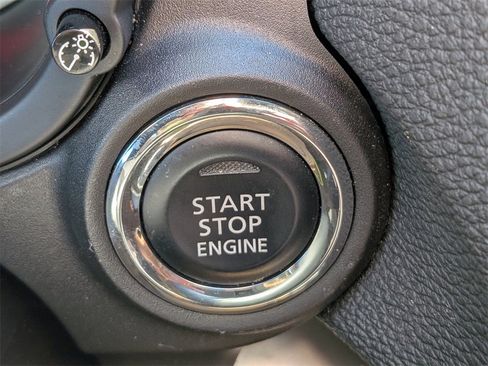 Used 2024 Mitsubishi Eclipse Cross LE image 31