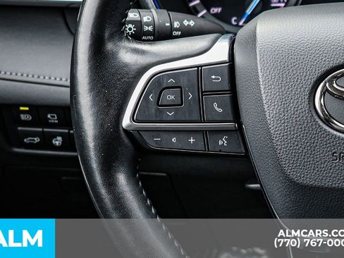 Used 2021 Toyota Highlander Platinum image 37