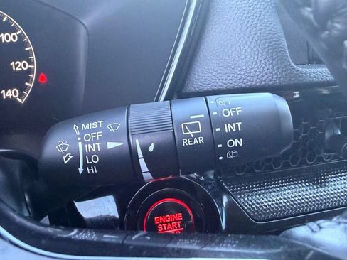 Used 2025 Honda CR-V EX-L image 31