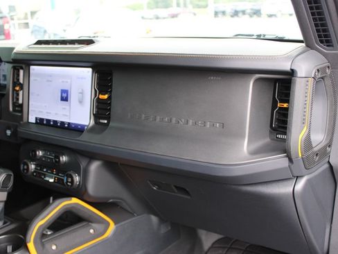 Used 2024 Ford Bronco Badlands AWD/4WD image 29