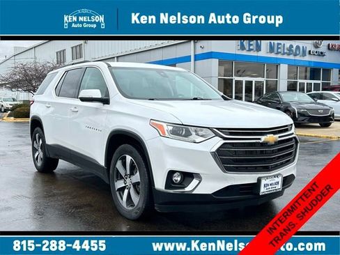 Used 2021 Chevrolet Traverse LT w/ LT Premium Package image 1