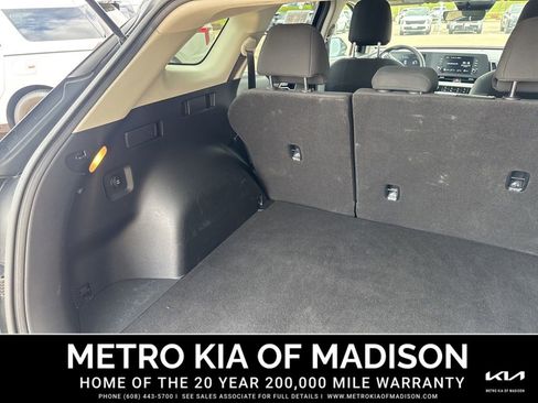 Used 2023 Kia Sportage LX AWD/4WD image 29