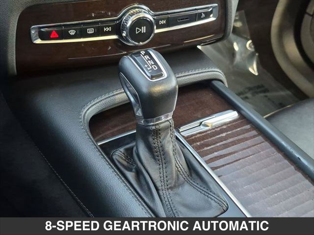 Used 2019 Volvo XC90 T5 Momentum w/ Advanced Package AWD/4WD image 16