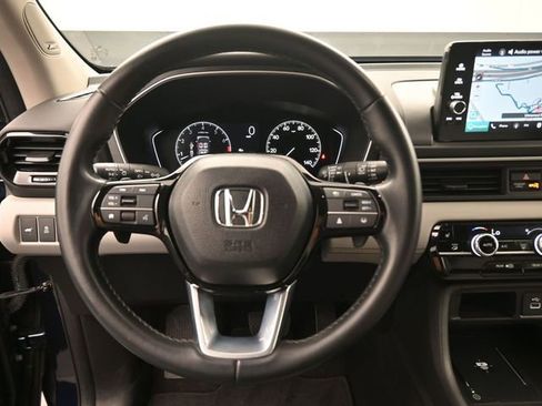 Certified 2023 Honda Pilot Touring image 28