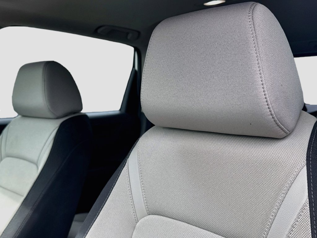 Used 2025 Honda CR-V EX image 12