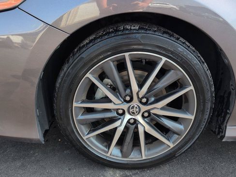 Used 2023 Toyota Camry XLE FWD image 9